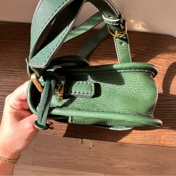 Green Fossil Crossbody Purse - Picture 12 of 16